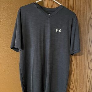 LG Men's V-Neck Tee